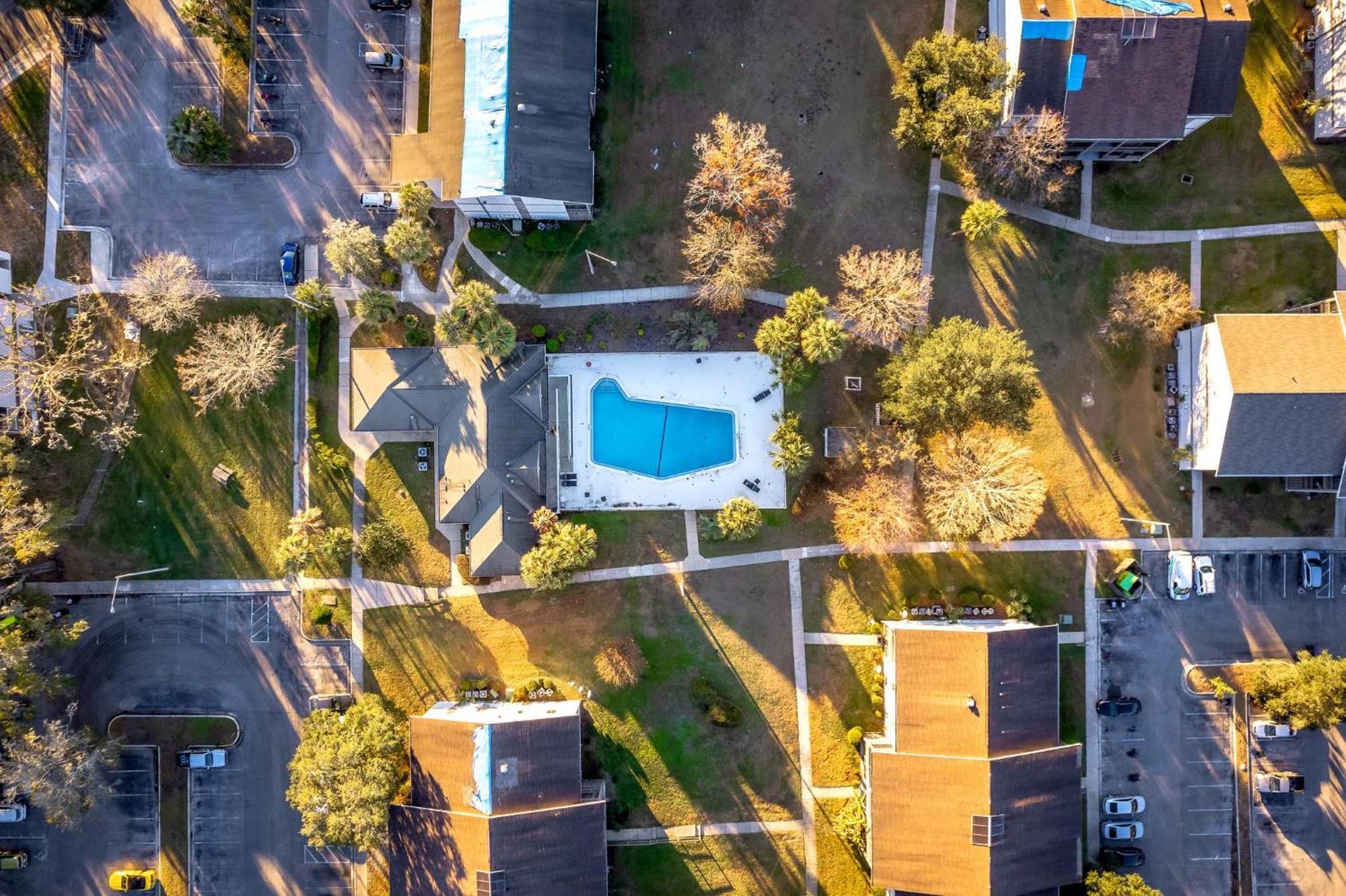 Sanctuary Gainesville Bright 2 Bedroom King Condo Bagian luar foto